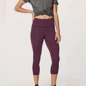 Lululemon Fast & Free Crop II (Nulux 19"")
Dark Adobe